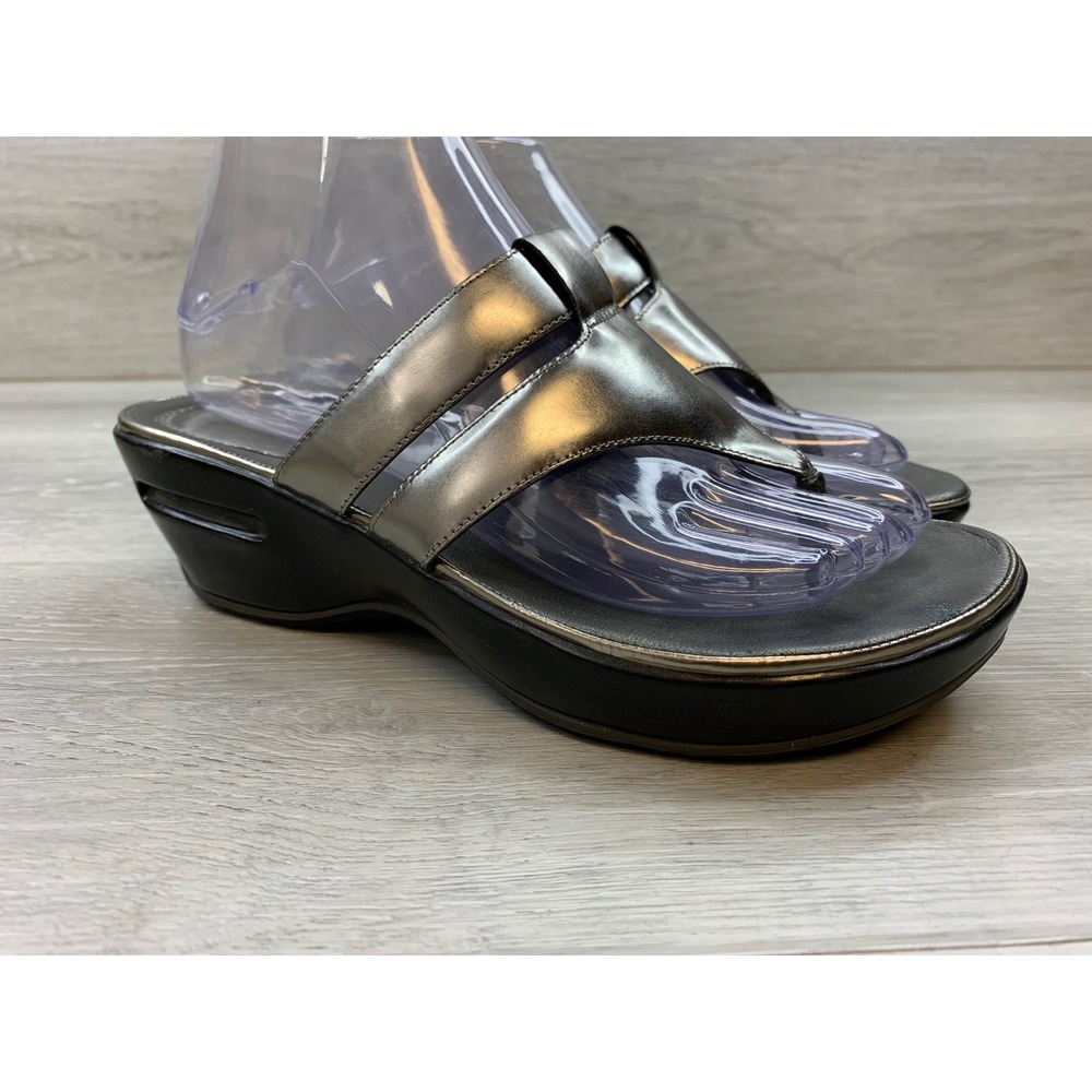 Cole Haan Air Women's Metallic Silver Leather Wedge Thong Sandals 7.5 Shoes